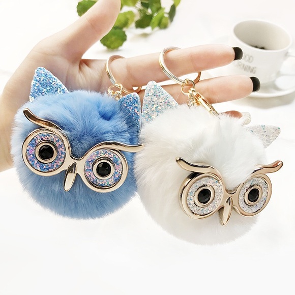 Fluffy Owl with Glasses Pom Pom Keychain - Picture 3 of 10